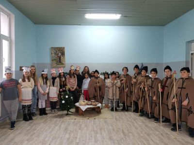 Коледа във вълшебната гора 5