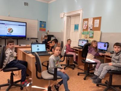Равен достъп 2